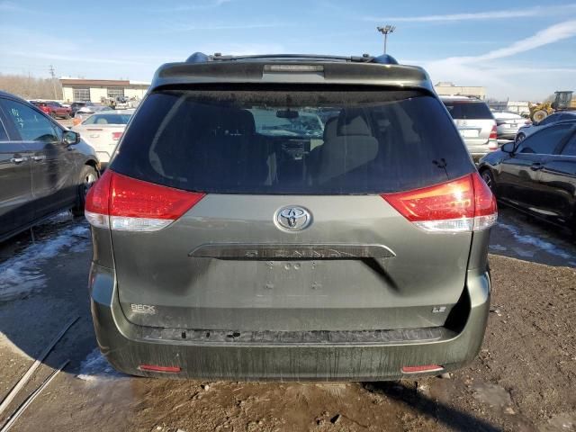 2011 Toyota Sienna LE