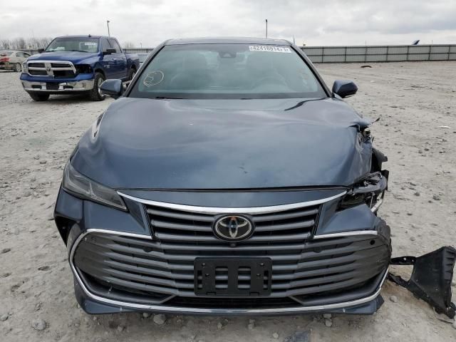 2019 Toyota Avalon XLE