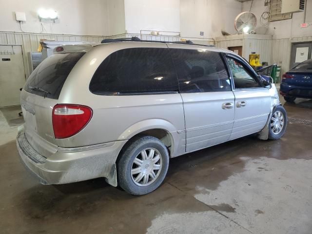 2005 Chrysler Town & Country Touring