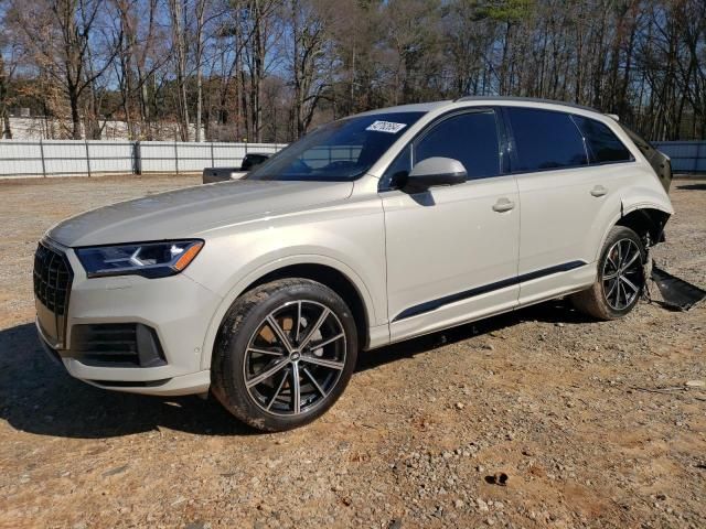 2021 Audi Q7 Premium Plus