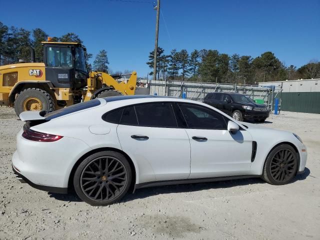 2017 Porsche Panamera 4S