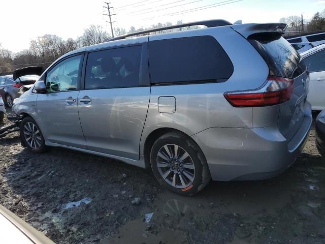 2020 Toyota Sienna LE