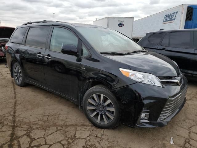 2020 Toyota Sienna XLE