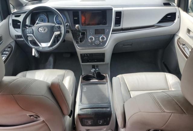 2015 Toyota Sienna XLE