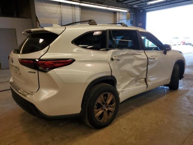 2023 Toyota Highlander Hybrid Bronze Edition