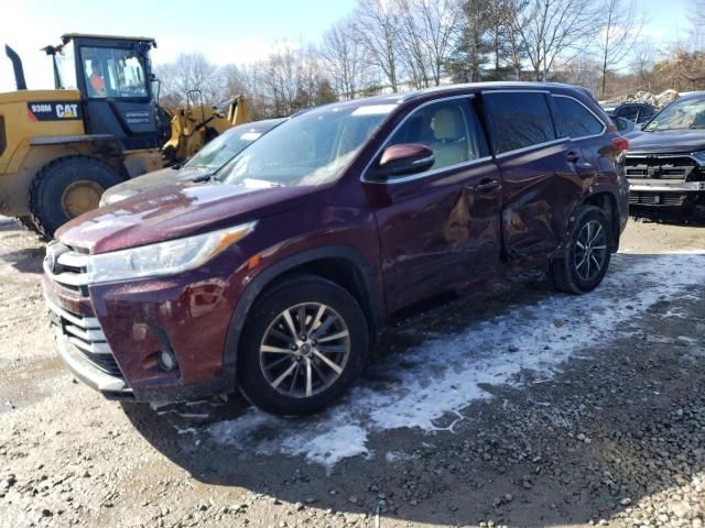 2018 Toyota Highlander SE