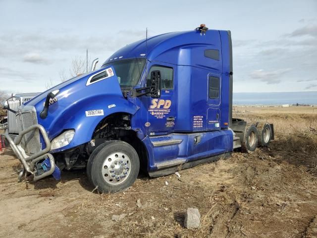 2022 Kenworth Construction T680