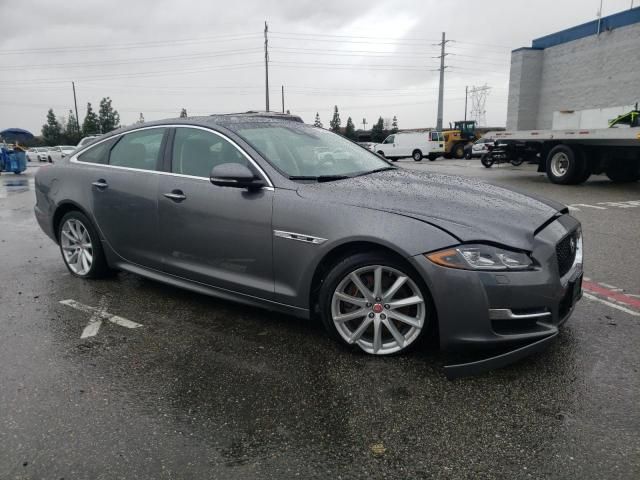 2019 Jaguar XJ R-Sport