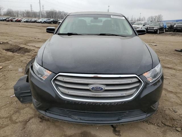 2017 Ford Taurus SEL