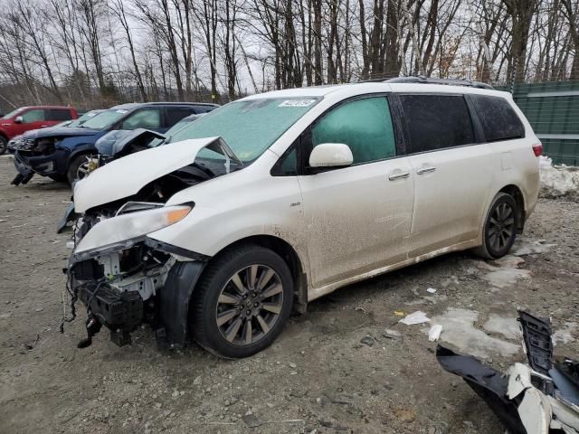 2019 Toyota Sienna XLE