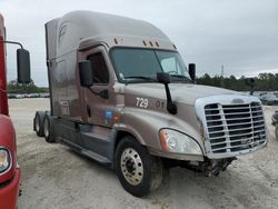 Salvage trucks for sale at Houston, TX auction: 2016 Freightliner Cascadia 125