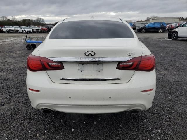 2016 Infiniti Q70 3.7