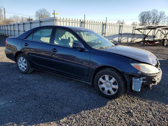 2004 Toyota Camry LE