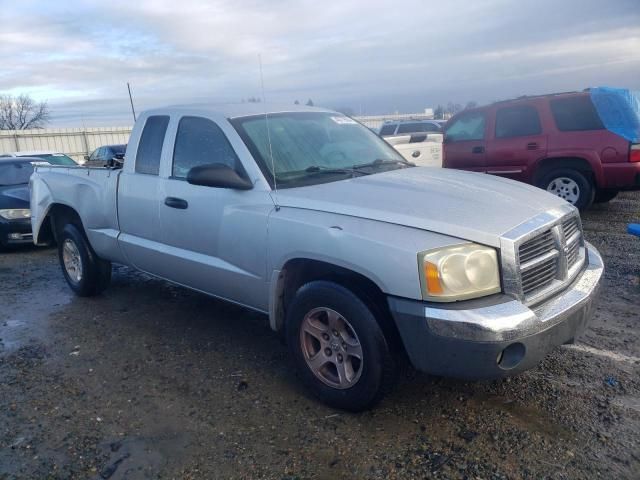 2005 Dodge Dakota SLT