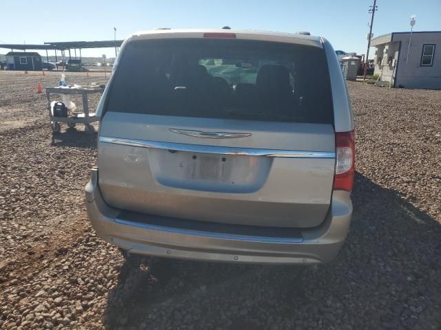 2012 Chrysler Town & Country Touring L