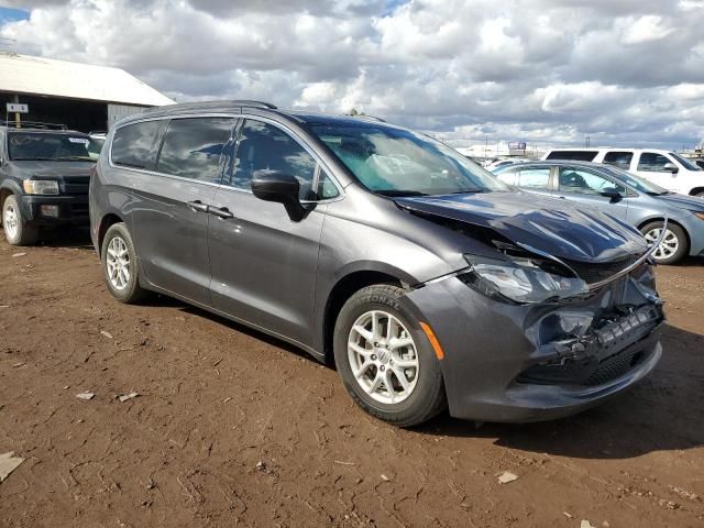 2021 Chrysler Voyager LXI