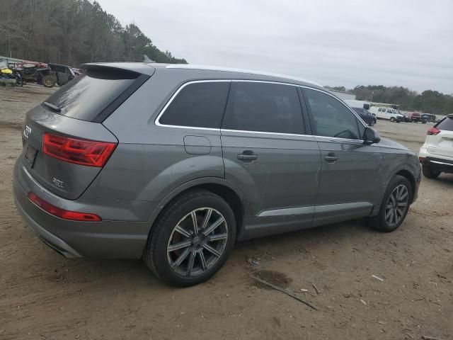 2017 Audi Q7 Premium Plus