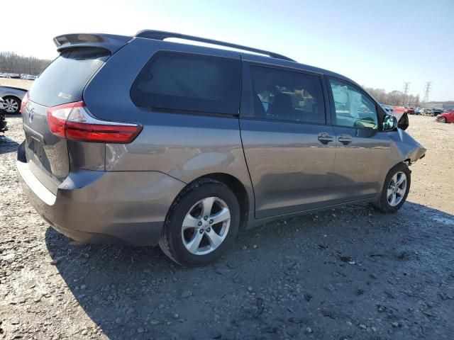 2015 Toyota Sienna LE