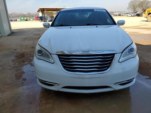 2013 Chrysler 200 Touring