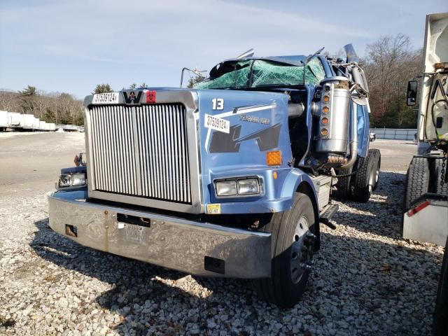 2003 Western Star Conventional 4900FA