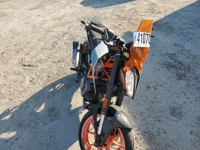 2021 KTM 390 Duke