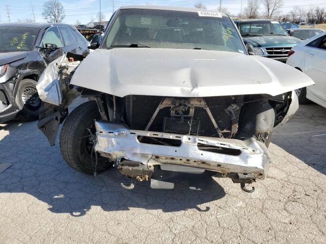 2004 Chevrolet Silverado C1500