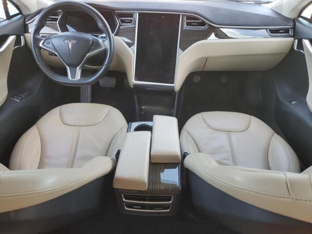 2015 Tesla Model S 70D