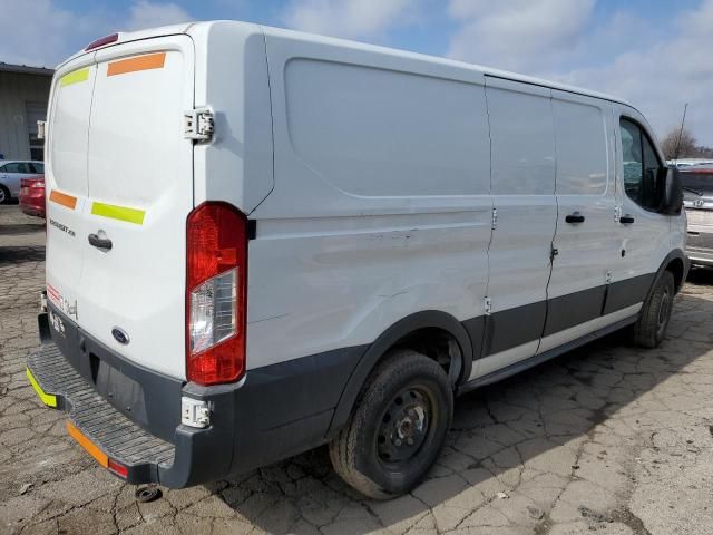 2018 Ford Transit T-250