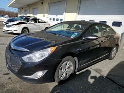 Salvage cars for sale from Copart Exeter, RI: 2014 Hyundai Sonata Hybrid