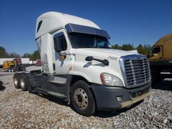 Camiones salvage a la venta en subasta: 2014 Freightliner Cascadia 125