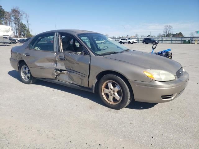 2006 Ford Taurus SE