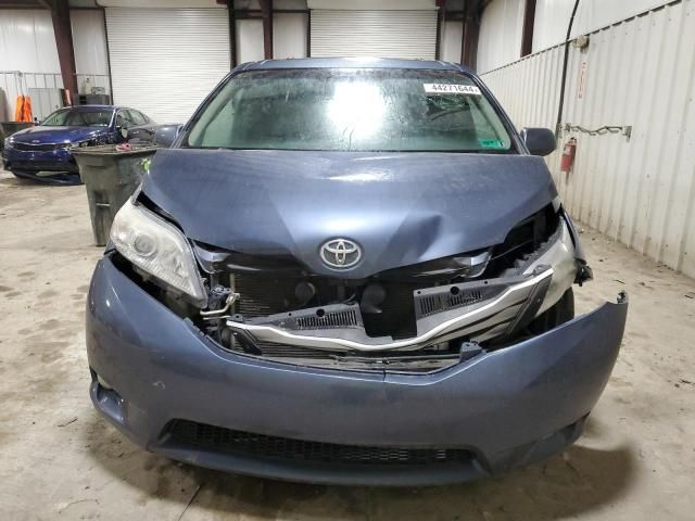 2015 Toyota Sienna XLE