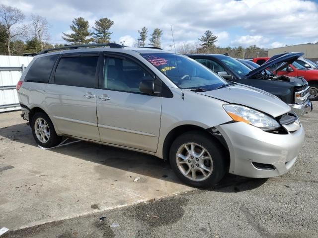 2006 Toyota Sienna LE