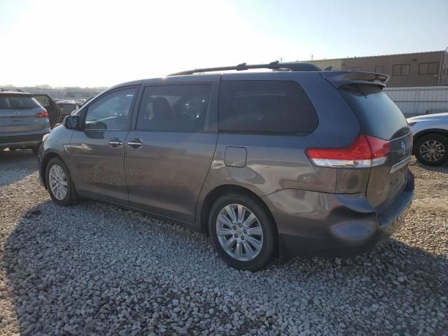 2011 Toyota Sienna XLE