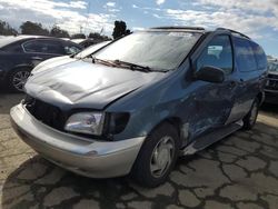 Toyota Sienna LE salvage cars for sale: 2000 Toyota Sienna LE