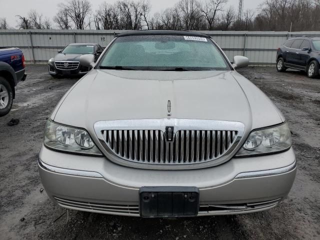 2004 Lincoln Town Car Ultimate