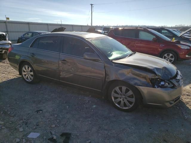 2005 Toyota Avalon XL