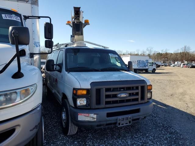 2013 Ford Econoline E350 Super Duty Van