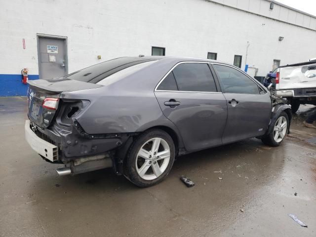 2014 Toyota Camry Hybrid