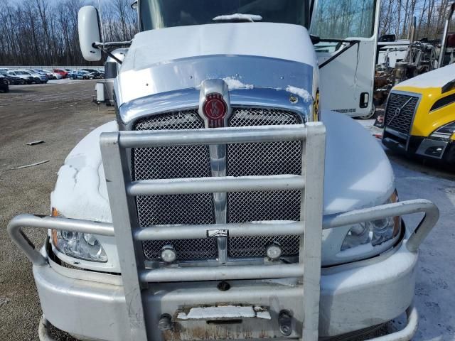 2012 Kenworth Construction T660