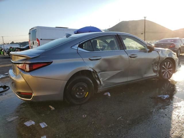 2019 Lexus ES 300H