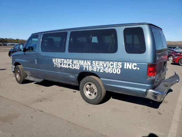 2013 Ford Econoline E350 Super Duty Wagon