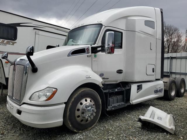 2019 Kenworth Construction T680