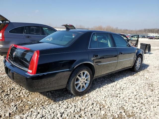 2011 Cadillac DTS Luxury Collection