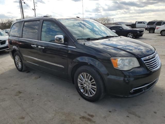 2011 Chrysler Town & Country Limited