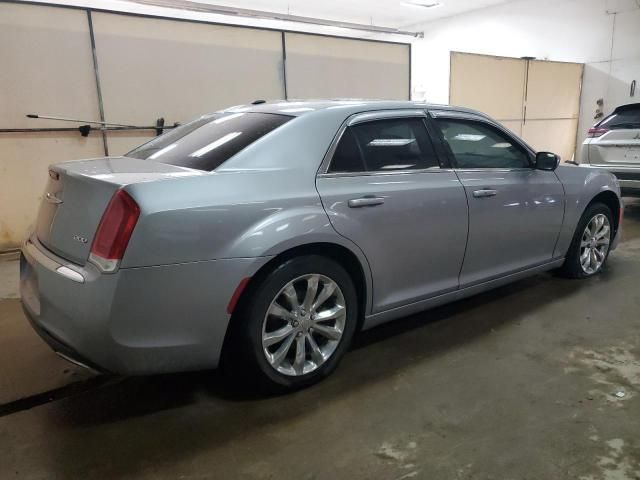 2017 Chrysler 300 Limited