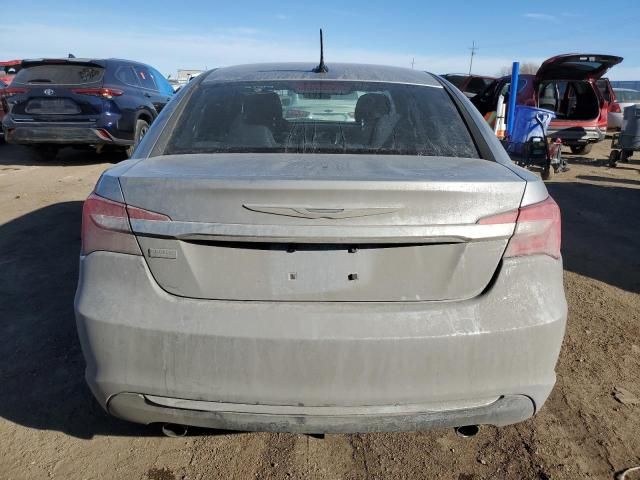 2013 Chrysler 200 Touring