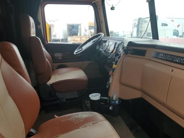 2019 Western Star 5700 XE