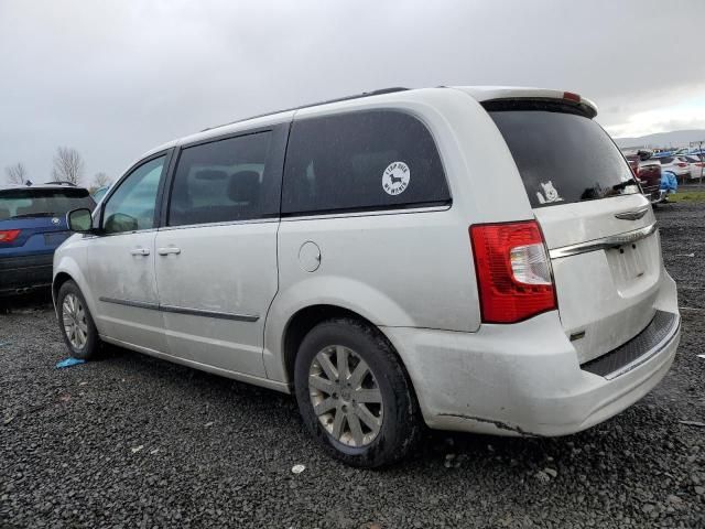 2016 Chrysler Town & Country Touring