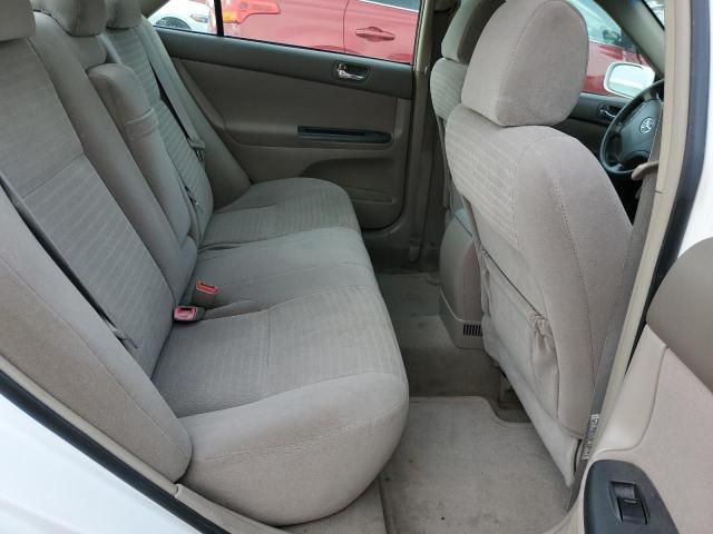 2005 Toyota Camry LE